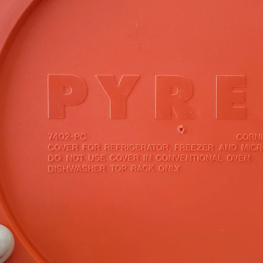 Vintage Pyrex Red Plastic Lid 7402-PC Fridge Freezer Cover‎ Lid Only